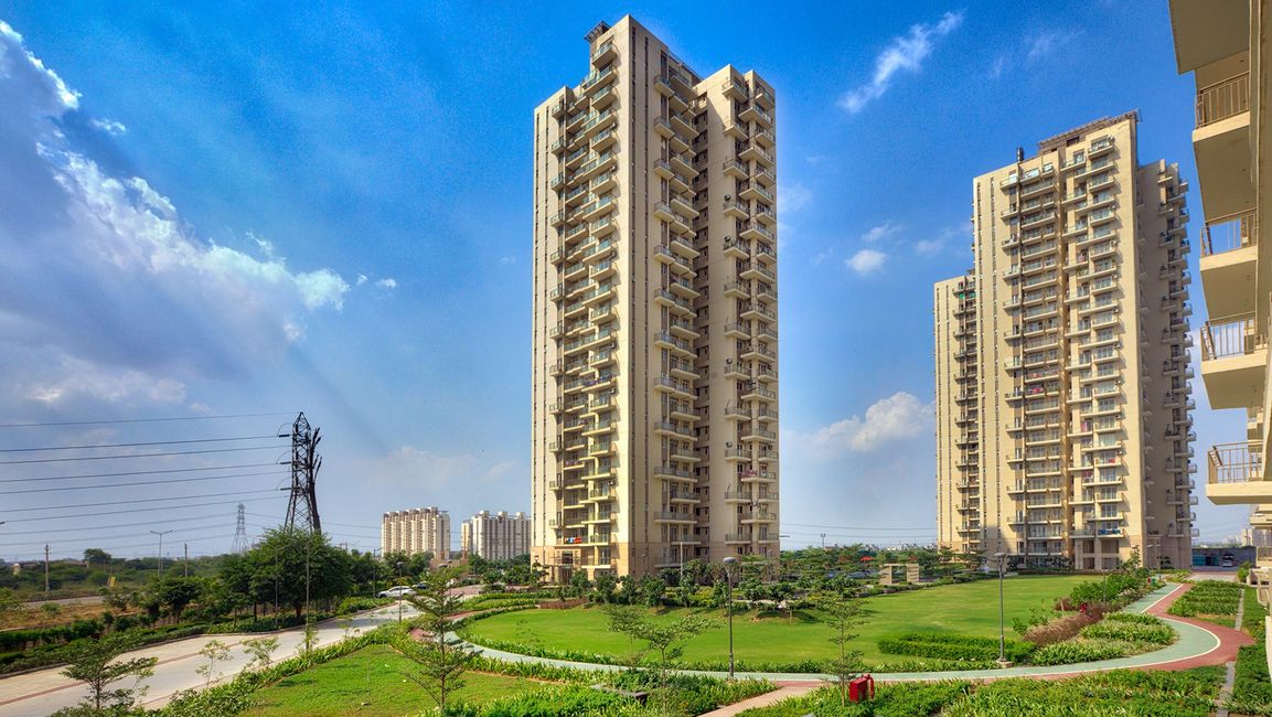 Heritage Max Sector 102 Society Shop